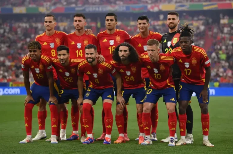 Jogos da Copa do Mundo hoje: confira os horários desta segunda-feira (15)
