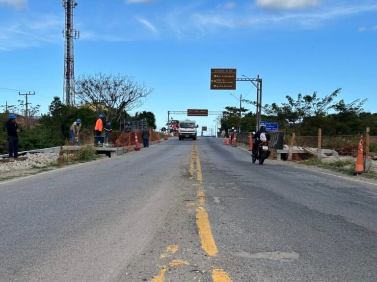 Ampliação do pontilhão de Laguna entra na fase final e deve ser concluída em um mês