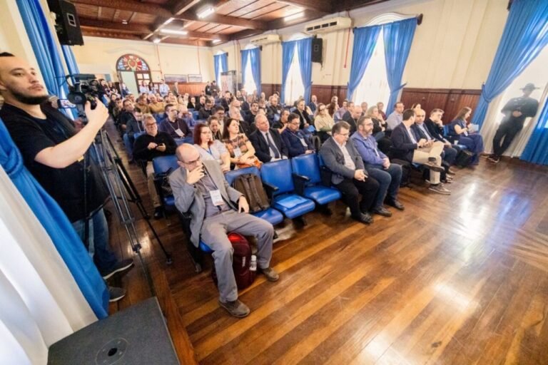 Congresso Nacional da Indústria reúne lideranças para debater inovação e desenvolvimento na Amurel