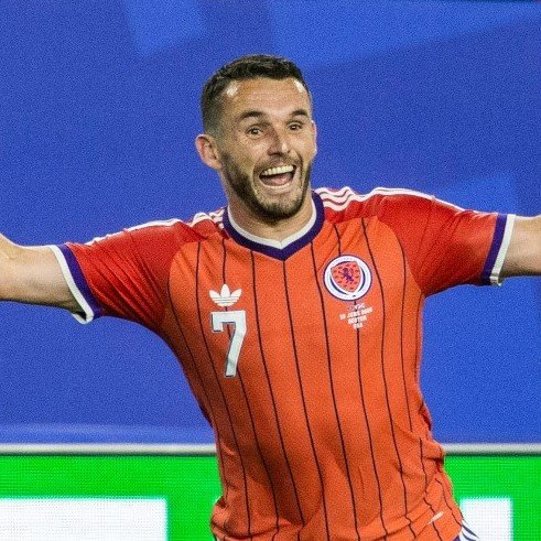 Escócia vence Haiti e assume liderança do grupo do Brasil na Copa