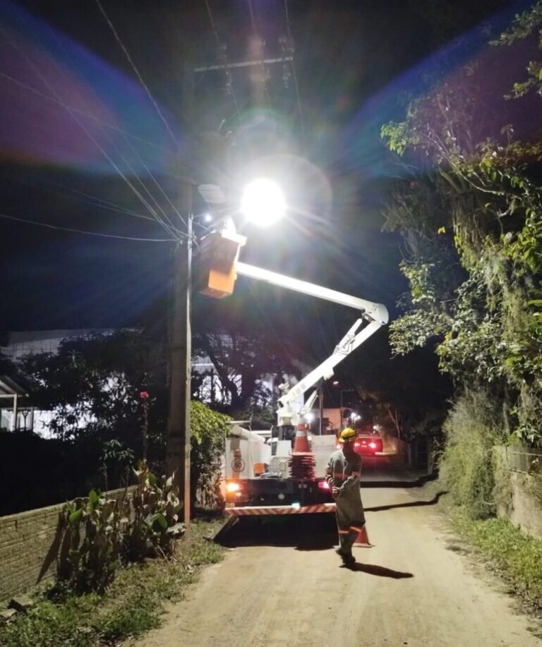 iluminação pública em LED em Laguna
