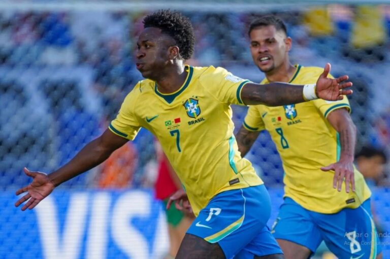 Graças ao talento de Vini Jr, Brasil evita derrota para Marrocos na estreia da Copa
