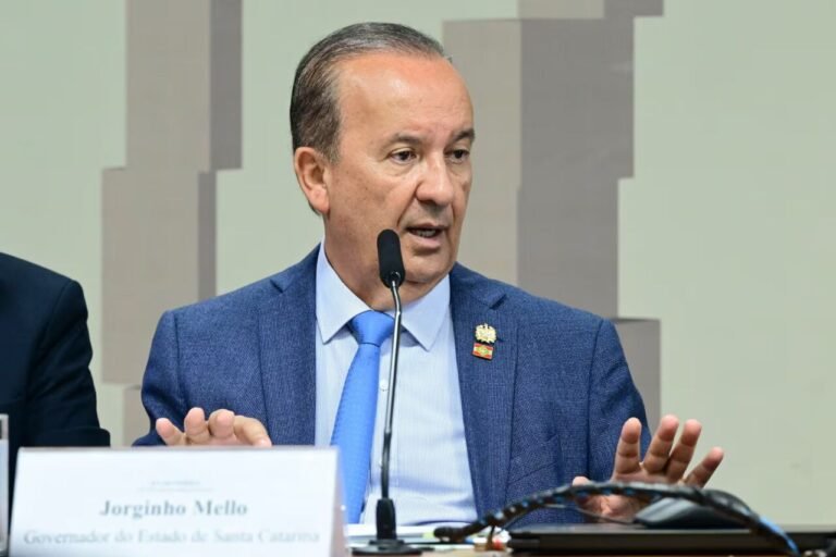 Pelo Estado – Governo de SC aciona PGR após discurso de Lula em Itajaí 