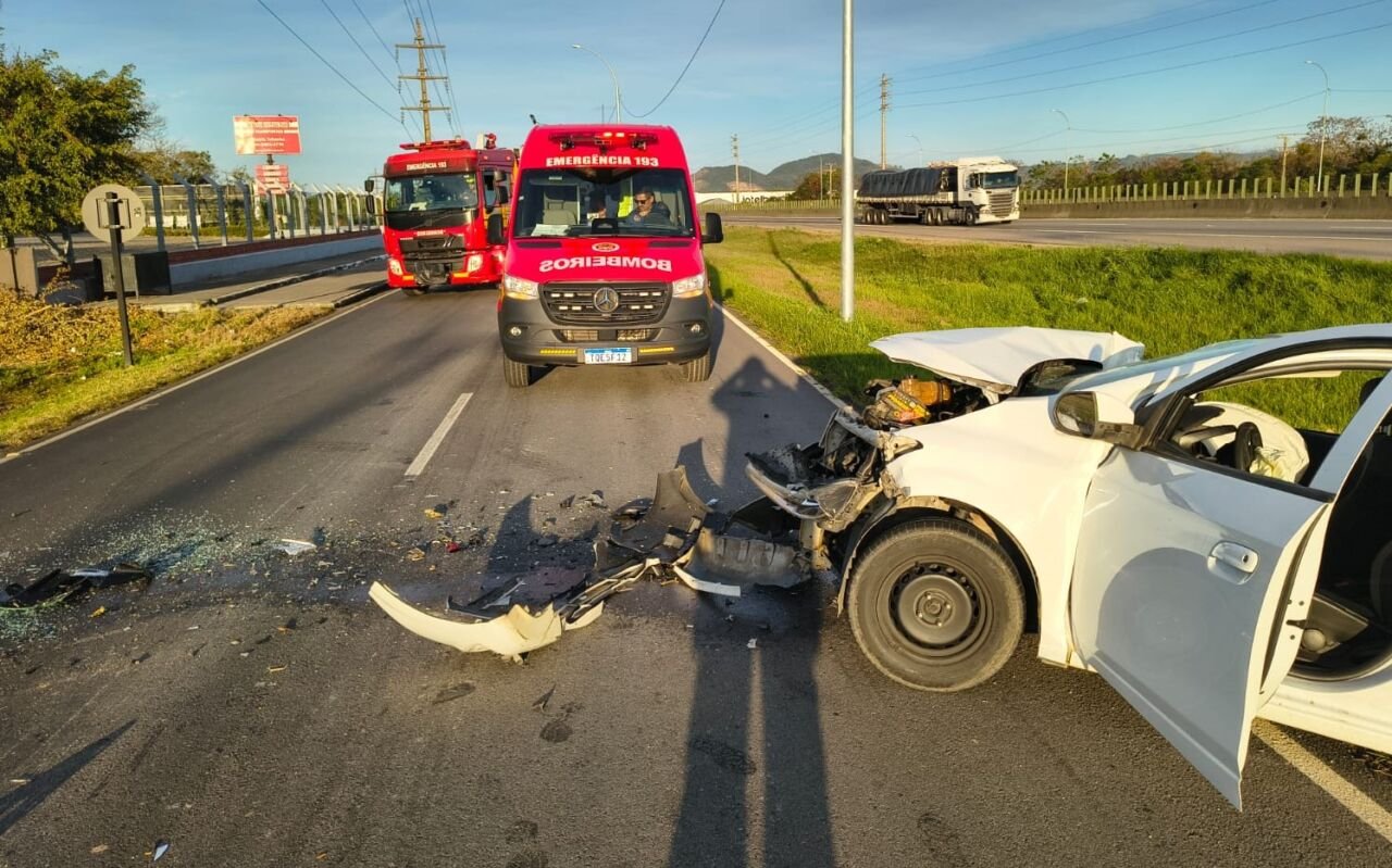 acidente na BR-101