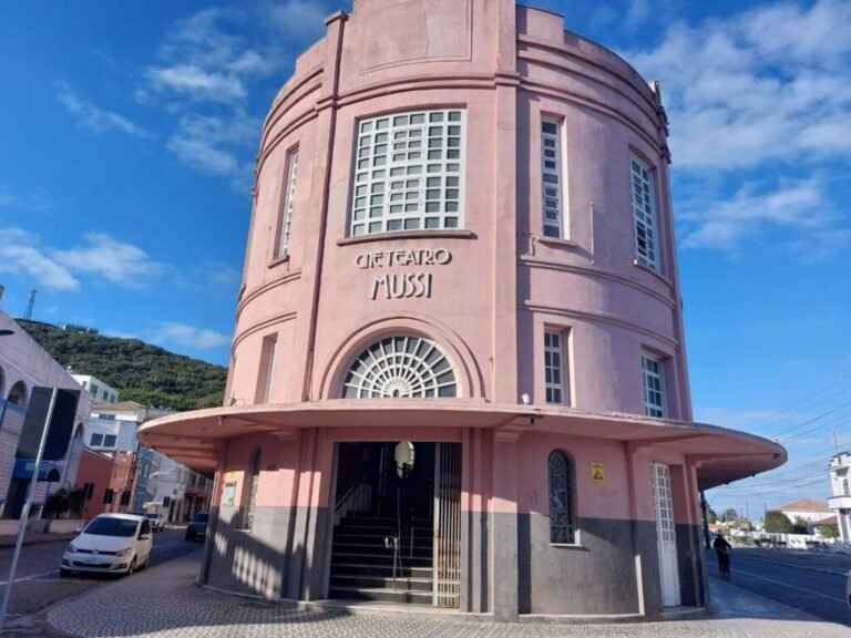 Cine Teatro Mussi nasceu para ser um símbolo