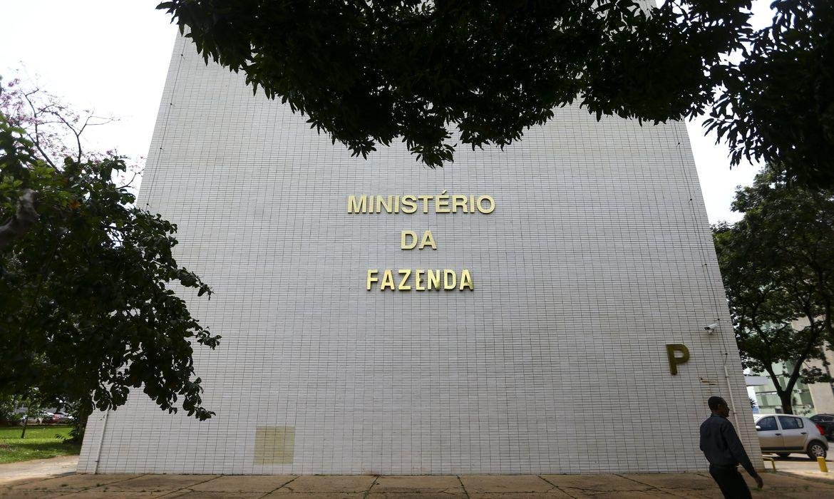 governo-deve-recorrer-ao-stf-sobre-pec-de-agentes-de-saude