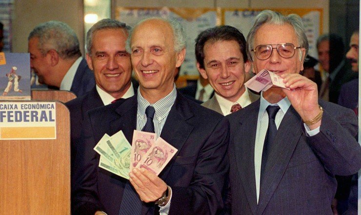32 anos do Plano Real