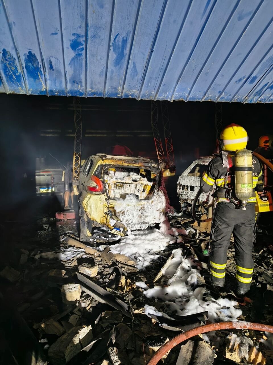 Incêndio em residência Incêndio em residência