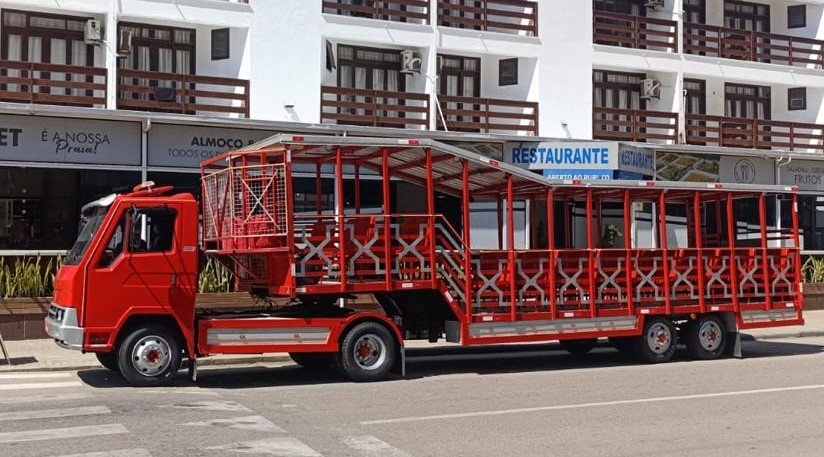 passeio de trenzinho em Laguna