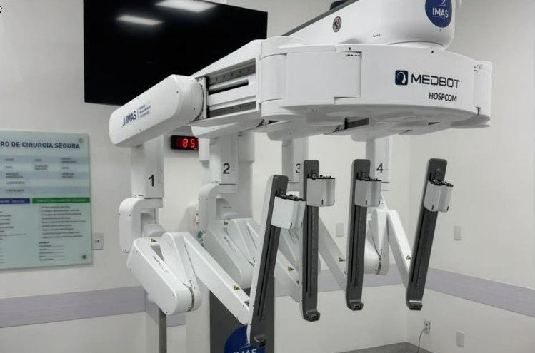robo imas nsc cirurgia robótica HNSC
