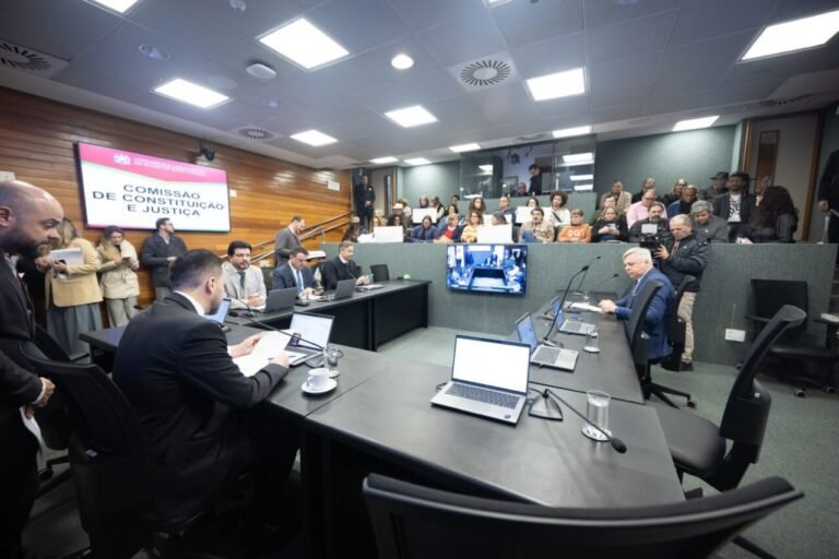 Análise de “nova” política de cotas acaba em polêmica na Alesc 