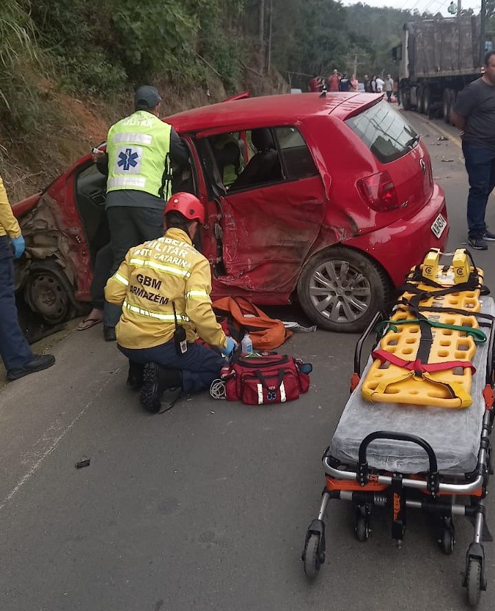 acidente bombeiros quinta[ acidente na SC-435