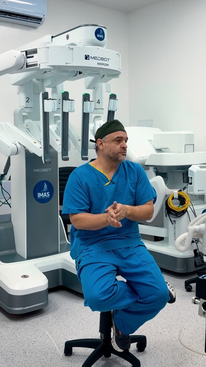 cirurgia robótica pediátrica