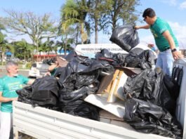 Gabinete Itinerante encerra semana de atendimentos com força-tarefa de limpeza em 16 bairros de Criciúma Gabinete Itinerante em Criciúma