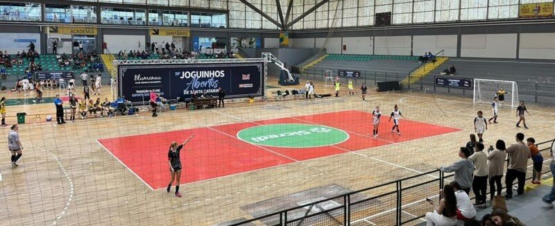 Joguinhos Abertos de Santa Catarina Tubarão fecha Joguinhos Abertos com 42 medalhas e cinco ouros no karatê