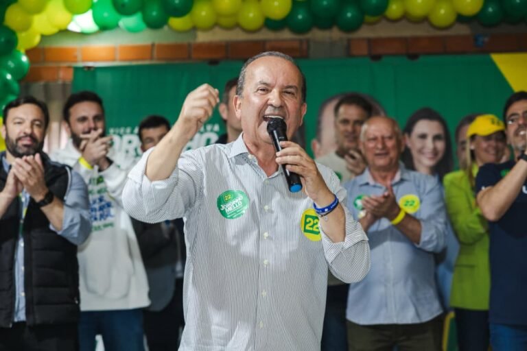 Prefeitos da Amurel se reúnem com Jorginho Mello em Tubarão