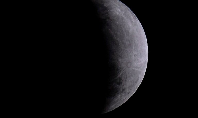Eclipse parcial da Lua será visto em todo o Brasil nesta quinta-feira