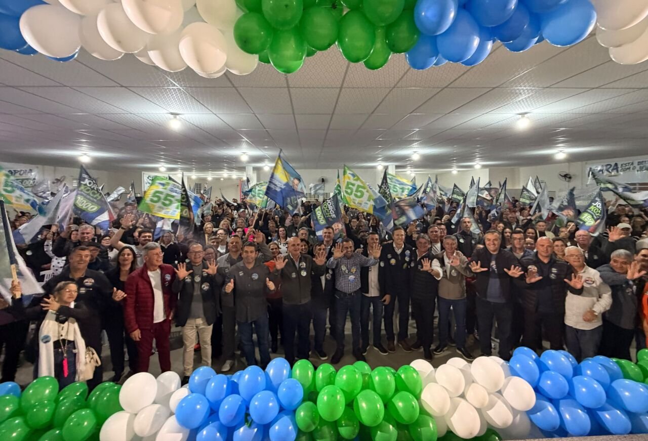 Campanha de Jorge Koch toma a região