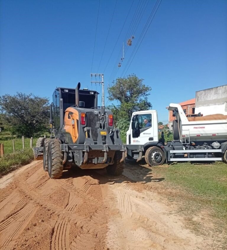 Tubarão realiza manutenção de estradas rurais em três comunidades