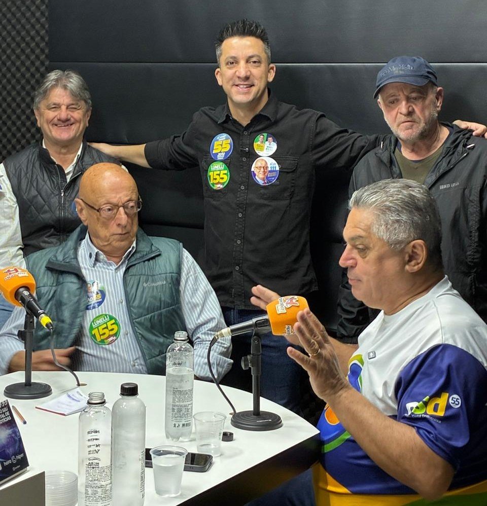 Candidato a governador pelo PSD, João Rodrigues, faz campanha no Sul do Estado