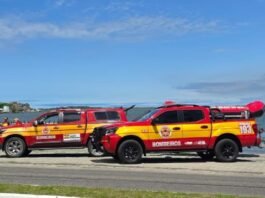 Bombeiros realizam treinamento de resgate com embarcações em Laguna Batalhão de Bombeiros Militar realiza treinamento