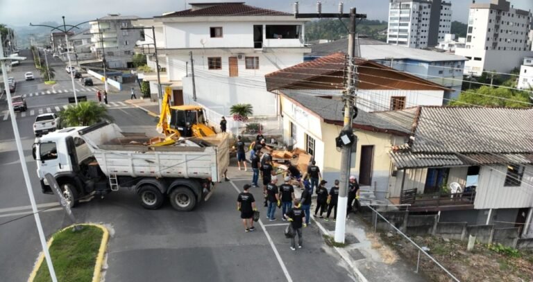 Avança Orleans Cidade Limpa chega ao bairro Santista neste sábado (17)